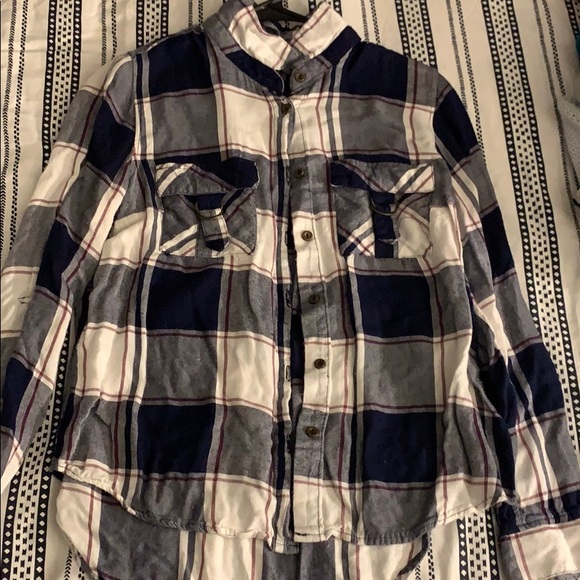 Cute flannel - Picture 1 of 2